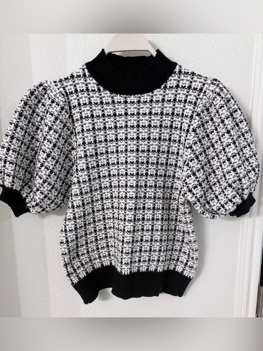 THML Black White Tweed Mock Neck Puff Sleeve Knit Sweater Size S